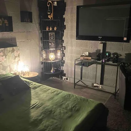 Vip Lounge Avec Jacuzzi Et Jardin Andenne