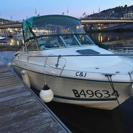 Lägenhet Vip Lounge Avec Jacuzzi Et Jardin Andenne